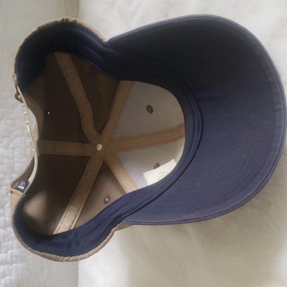 Patagonia Two-Tone Cap with Logo Patch - Picture 3 of 4